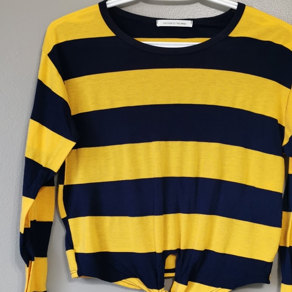 Shirt - Picture 3 of 3